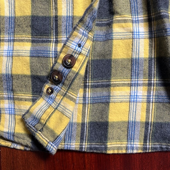 Mens Medium Duluth Trading Co. Slim Fit gusseted Flannel Tee Shirt - Picture 5 of 10